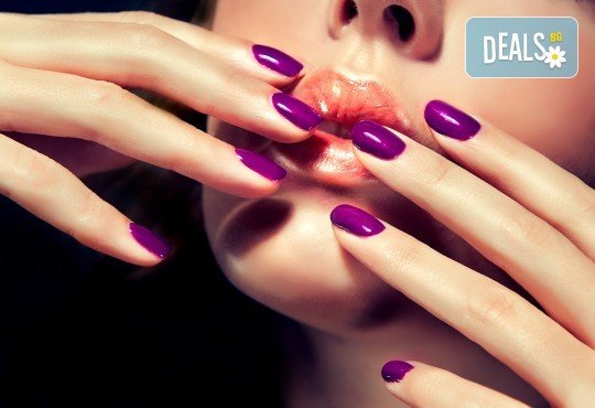 Перфектен стил с дълготраен маникюр с гел лак на Gelish, Bluesky или Black Bottle - избор от над 215 цвята, и сваляне на стар гел лак в студио Мария в Павлово! - Снимка 3