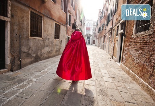 Елате на Карнавала във Венеция през февруари! 3 нощувки със закуски в хотел 3* в Лидо ди Йезоло, транспорт и водач! - Снимка 4