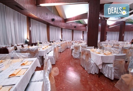 Нова Година 2019 в хотел Banjica 3*, Сокобаня! 3 нощувки със закуски, обяди и 3 празнични вечери с жива музика и неограничени напитки, възможност за транспорт! - Снимка 7