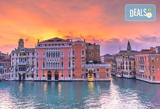 Специална цена за романтична екскурзия през февруари за Карнавала във Венеция, Италия! 3 нощувки със закуски в хотел 3*, транспорт и водач! Потвърдено пътуване! - Снимка 8