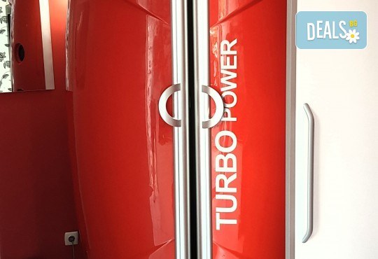 Красив тен през цялата година! Карта за вертикален турбо солариум за 10, 30 или 60 минути от Соларно студио More Shine Premium! - Снимка 6