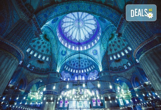 Посрещнете Нова година в Истанбул, Турция! 3 нощувки със закуски в хотел 2/3*, транспорт с дневен преход, бонус посещение на Одрин и нощна автобусна обиколка на Истанбул! - Снимка 4