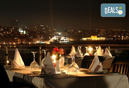 Посрещнете Нова година в Истанбул, Турция! 3 нощувки със закуски в хотел 2/3*, транспорт с дневен преход, бонус посещение на Одрин и нощна автобусна обиколка на Истанбул! - Снимка 6