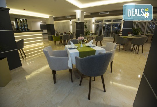 Нова година в Охрид, Македония, с България Травел! 3 нощувки със закуски, 2 вечери с жива музика в Hotel Village 4*, транспорт и посещение на Скопие! - Снимка 12