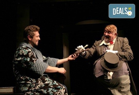 Гледайте Калин Врачански и Мария Сапунджиева в комедията Ревизор на 13.12. от 19 ч., в Театър ''София'', билет за един! - Снимка 5