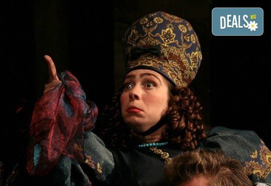 Гледайте Калин Врачански и Мария Сапунджиева в комедията Ревизор на 13.12. от 19 ч., в Театър ''София'', билет за един! - Снимка 9