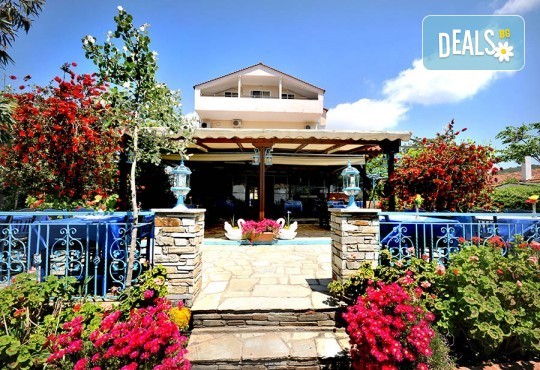 Почивка на Халкидки със Запрянов Трвел! 5 нощувки със закуски и вечери в Angelos Garden 3*, възможност за транспорт! - Снимка 7