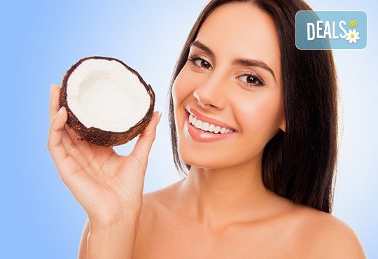 Дълбоко подхранване! Mасаж на лице с био кокосово масло и топла термична маска в козметично студио Ма Бел! - Снимка 1