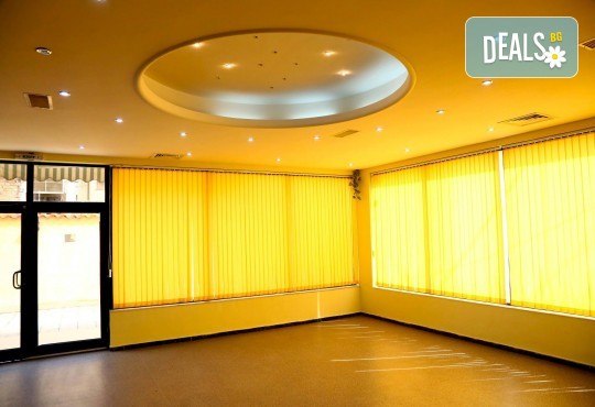 Наем на зала за 1 час! За Вашите събития, рождени дни, танци и дневни партита, Dance Center Fantasia! - Снимка 1