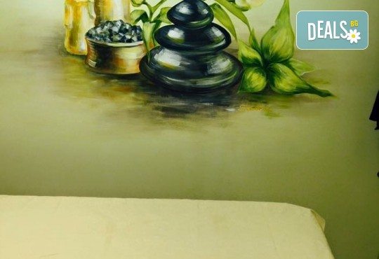 Професионална терапия за изтощени коси с Keune, серия Care, маска с ултразвук и инфрачервена преса и оформяне на прическа със сешоар в Салон Incanto dream! - Снимка 6