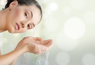 Медицинско почистване на лице, кислороден пилинг, терапия за контрол на порите и маска в салон за красота Алма Морел