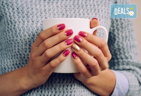 Дълготраен маникюр или педикюр с гел лак BlueSky или Nika Nagel, сваляне на стар гел лак и 2 ръчно рисувани декорации в V&A Glamour Beauty Salon! - Снимка 3