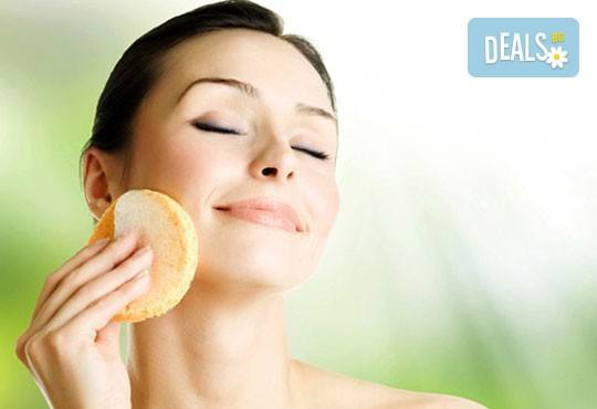 Почистване на лице и колагенова мезотерапия или антиакне терапия с био козметика на водещата немска фирма Dr. Spiller в козметично студио Beauty - Снимка 3