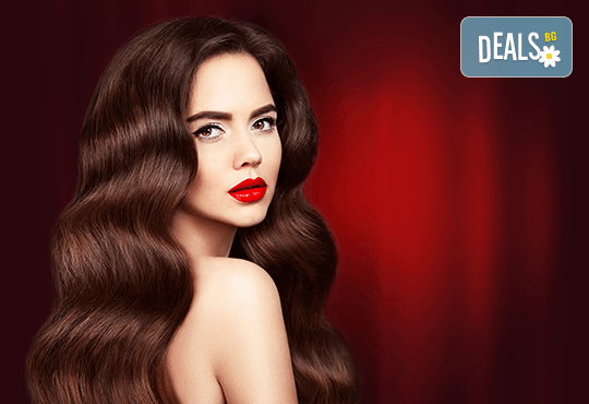 Празнична прическа по избор, класически или френски маникюр с гел лак + безплатно сваляне на гел лак в студио Галинея! - Снимка 3