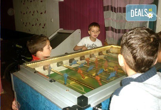 За празника на Вашето дете! Два часа детско парти за 8-15 деца с аниматор, меню и торта от Парти клуб Слънчо - Снимка 7