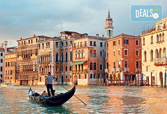Самолетна екскурзия до Венеция със Z Tour на дата по избор до март 2019-та! 3 нощувки със закуски в хотел 2*, билет, летищни такси и трансфери! - Снимка 2