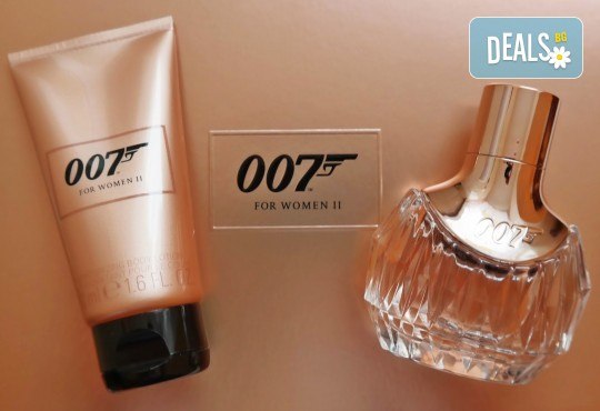 Фатално привличане! Вземете оригинален подаръчен комплект James Bond 007 for Women II, включващ парфюм и лосион за тяло! - Снимка 1