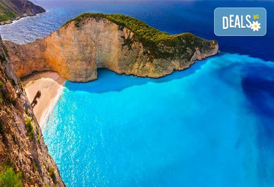 Мини почивка на Перлата на Йонийско море - остров Закинтос! 4 нощувки със закуски в хотел 3*, транспорт и водач! - Снимка 1