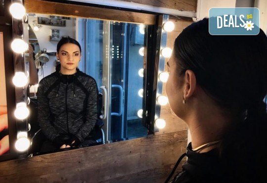 Професионален грим за сватби, официални събития и специални поводи с козметика на MAC, NYX, Inglot и др. от гримьор Елица Толева в Benefit Hair Studio by Tatiana! - Снимка 6