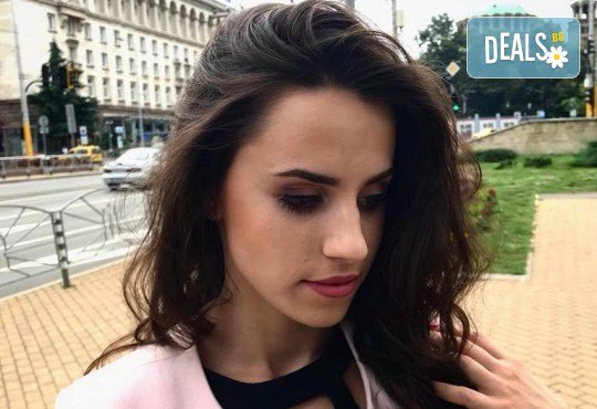 Професионален грим за сватби, официални събития и специални поводи с козметика на MAC, NYX, Inglot и др. от гримьор Елица Толева в Benefit Hair Studio by Tatiana! - Снимка 2