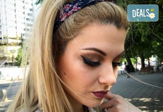 Професионален грим за сватби, официални събития и специални поводи с козметика на MAC, NYX, Inglot и др. от гримьор Елица Толева в Benefit Hair Studio by Tatiana! - Снимка 4