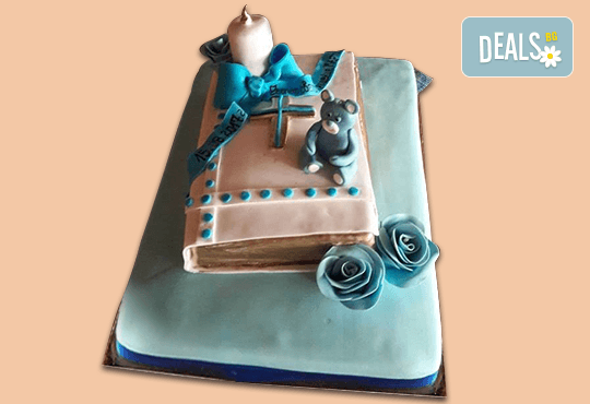 За кръщене! Красива тортa за Кръщенe с надпис Честито свето кръщене, кръстче, Библия и свещ от Сладкарница Джорджо Джани - Снимка 14