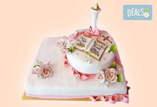За кръщене! Красива тортa за Кръщенe с надпис Честито свето кръщене, кръстче, Библия и свещ от Сладкарница Джорджо Джани - Снимка 4