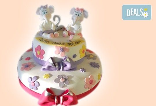 С доставка през април, май и юни! Детска АРТ торта с фигурална ръчно изработена декорация с любими на децата герои от Сладкарница Джорджо Джани - Снимка 28