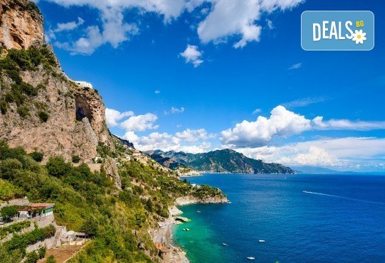 Приказка в Южна Италия! Ранни записвания за екскурзия през септември до Неапол, Помпей и Алберобелло - 5 нощувки с 3 закуски и вечери, транспорт, круиз по Амалфийското крайбрежие и фериботни такси! - Снимка 4