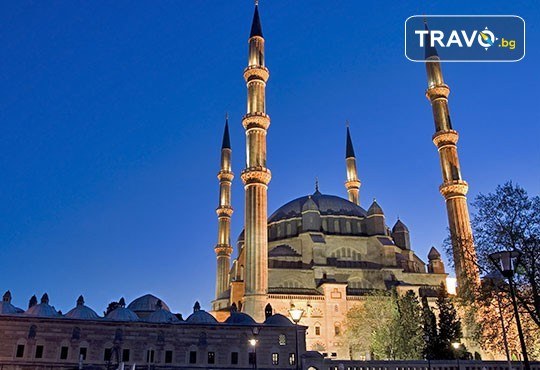 Екскурзия за Фестивала на лалето в Истанбул с Дениз Травел! 2 нощувки със закуски, транспорт, водач и бонус посещения - Снимка 10