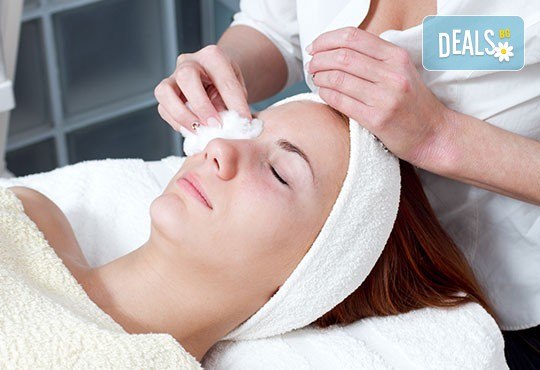 Нека лицето Ви засияе! 60-минутна процедура в 9 стъпки - дълбоко мануално почистване на лице, пилинг и лечебен масаж в Beauty Studio Platinum! - Снимка 3