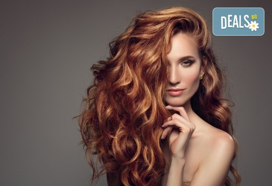 Боядисване с боя на клиента и оформяне на прическа със сешоар - прав, къдрици или разчупени краища, в New faces beauty studio! - Снимка 2