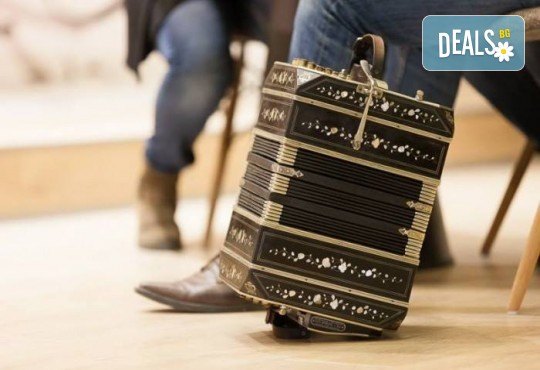 Танго и салса! Горещи ритми с виртуозните Леонардо Санчес - китара, Матиас Гонзалес - бандонеон и Кварто Квартет! На 23.02. от 19 ч. в Зала „България”, билет за един! - Снимка 7