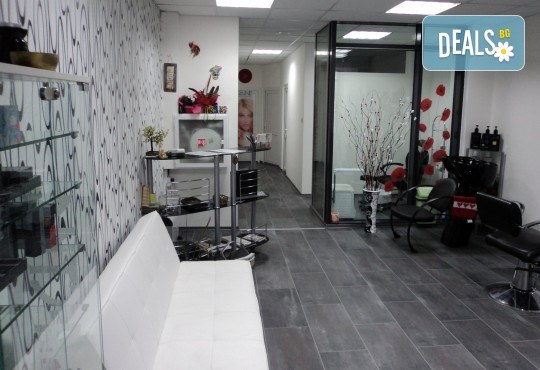 Иновативна терапия Гипс клин за моделиране на тялото, премахване на стрии и борба с целулита в студио за красота Стела Стил! - Снимка 5