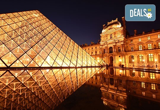 Романтична екскурзия до Париж, Франция! 3 нощувки със закуски, самолетни билетни с включени летищни такси, екскурзоводско обслужване! - Снимка 8