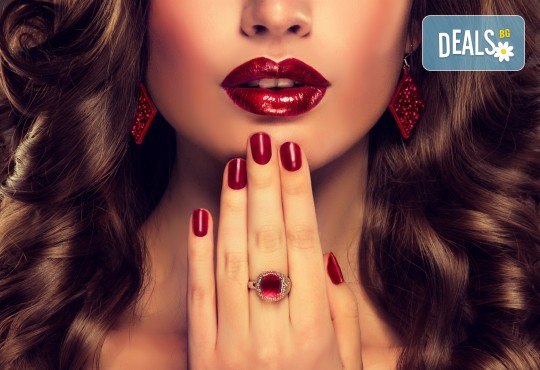 Дълготраен цвят! Маникюр с гел лак Bluesky в студио за красота Secret Vision! - Снимка 2