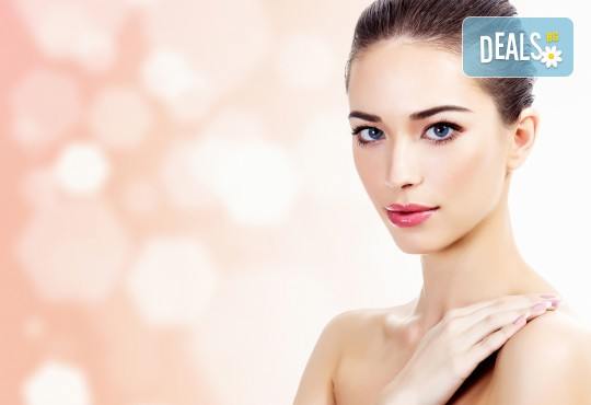 Фотоподмладяване на лице, заличаване на петна, ситни бръчки, белези от акне и капиляри в салон Женско царство в Студентски град! - Снимка 1