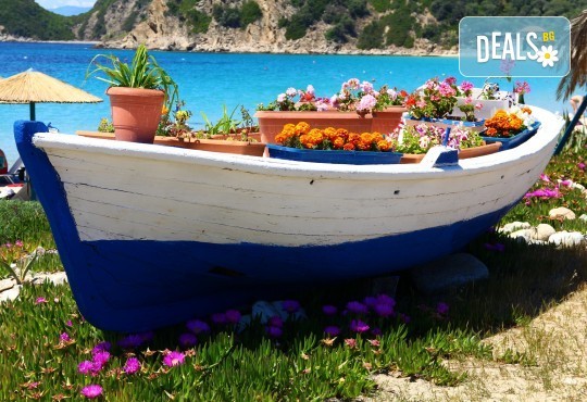 Септемврийски празници на полуостров Халкидики, Гърция! 2 нощувки със закуски и вечери, транспорт, екскурзовод и посещение на Солун! - Снимка 4