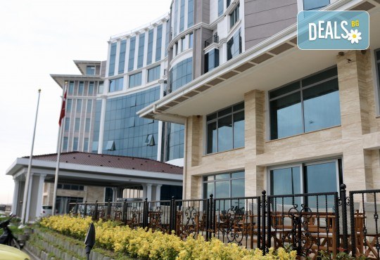 Шопинг уикенд в Люлебургас и Одрин, Турция! 1 нощувка със закуска в Izer Hotel 5* с ползване на басейн и сауна, транспорт и представител на Дениз Травел! - Снимка 7