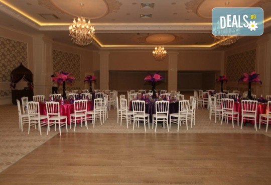 Шопинг уикенд в Люлебургас и Одрин, Турция! 1 нощувка със закуска в Izer Hotel 5* с ползване на басейн и сауна, транспорт и представител на Дениз Травел! - Снимка 10