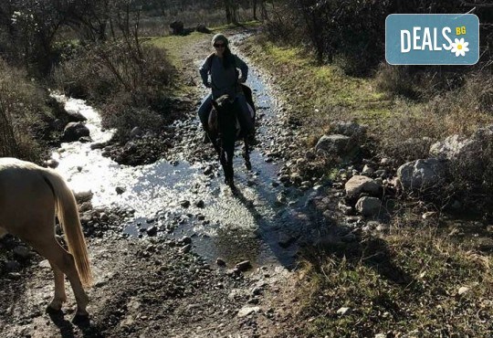 Урок по езда сред природата за двама с инструктор и екипировка от Ранчо Thracian Spirits! - Снимка 5