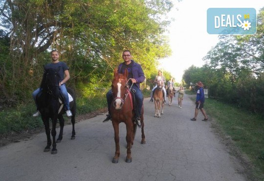 Урок по езда сред природата за двама с инструктор и екипировка от Ранчо Thracian Spirits! - Снимка 6