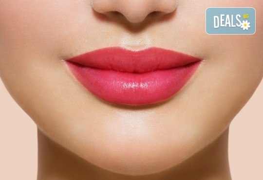 Оформяне на устни с впечатляващ ефект чрез микроиглена мезотерапия със серум на Fusion, специално разработен за видим ефект и обемни устни, в Център за естетична и холистична медицина Симона! - Снимка 1
