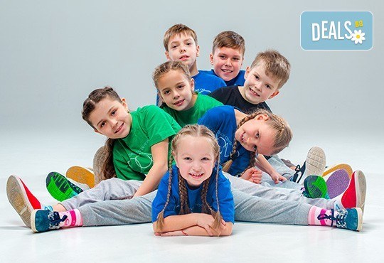 Поканете Баба Марта и зарадвайте децата с мартенички-гривнички, мартенски късметчета и весела игра-викторина с награди! - Снимка 4