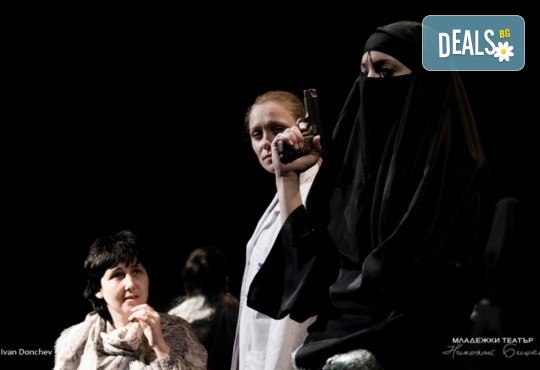 Гледайте Койна Русева в „Nordost - приказка за разрушението”, на 13.03. от 19ч. в Младежки театър, камерна сцена, билет за един! - Снимка 2