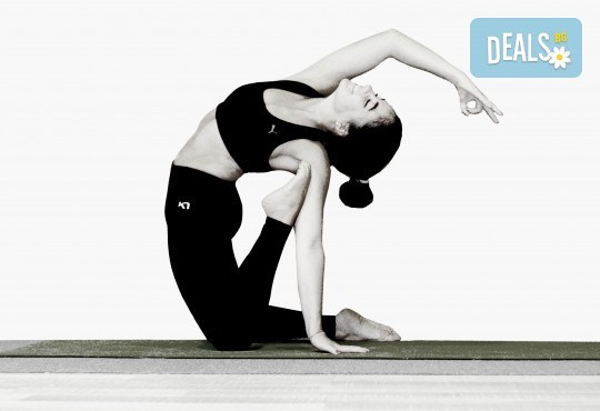 Хармония за тялото и ума! 2 или 4 посещения на йога със Здравка Будинова в Sofia International Music & Dance Academy! - Снимка 2