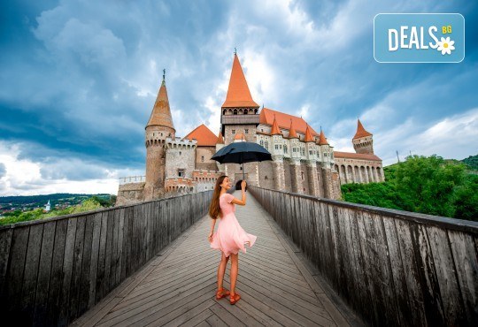 Екскурзия за Майските празници до Румъния! Три нощувки със закуски в хотел 3*, транспорт от Пловдив и програма в Сибиу и Сигишоара! - Снимка 2