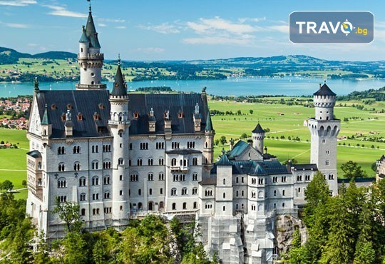 Екскурзия до Мюнхен, Любляна, Залцбург и Инсбрук! 5 нощувки със закуски, транспорт, водач и посещение на Баварските замъци Нойшванщайн, Линдерхоф и Херенхимзее - Снимка 1