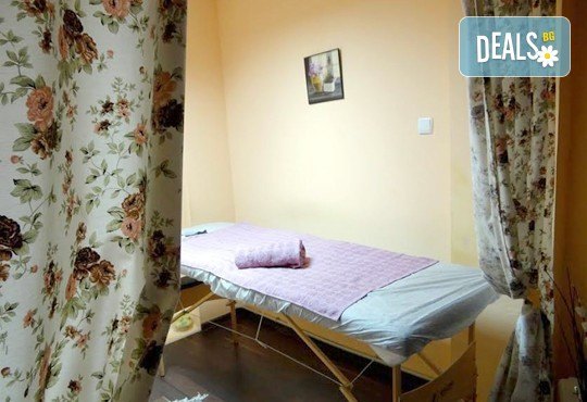 Антицелулитен масаж на проблемни зони с професионална козметика, комбинация от вакуум и ръчен масаж, 40 мин., в масажен център My Spa! - Снимка 11