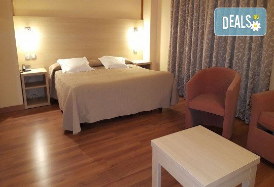 Ранни записвания за екскурзия до Андора през септември! 4 нощувки със закуски и вечери в Hotel Panorama 4*, самолетни билети и трансфери, индивидуална програма от Маджестик Турс! - Снимка 7